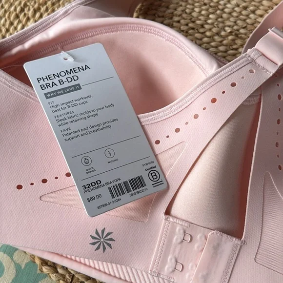 NWT Athleta Women’s Workouts Phenomena Bra Adjustable Strap‎ Voile Pink 32DD - Picture 5 of 5